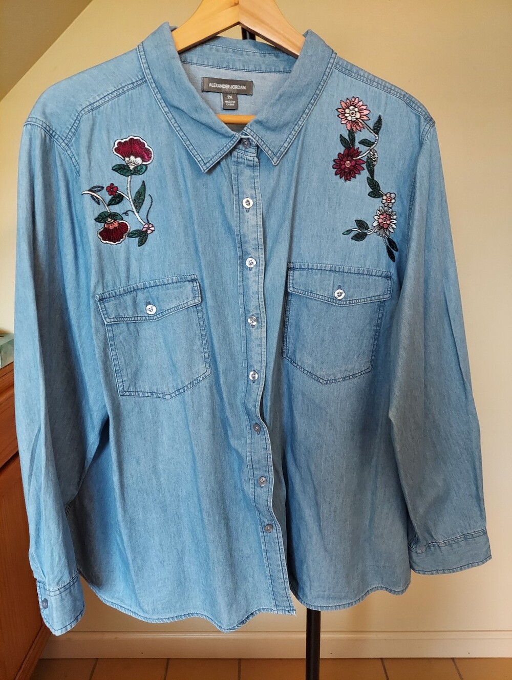 Alexander Jordan Light Blue Embroidered Denim Shirt Sz 2X Long Sleeve floral